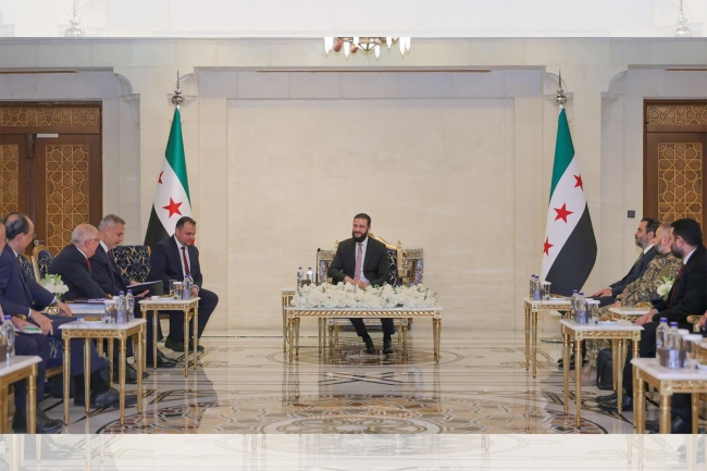 دمشق وأنقرة: الضغط على «قسد» ومكافحة «داعش» ورفض توسع إسرائيل