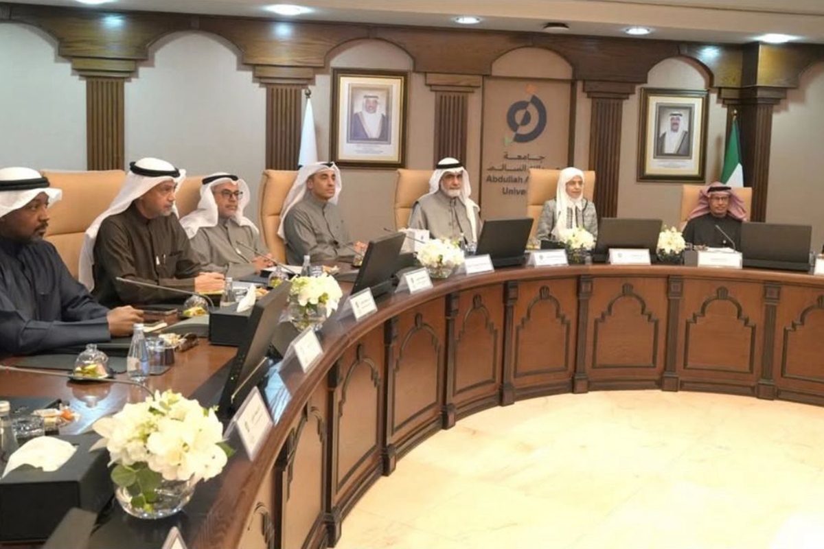 مجلس جامعة عبدالله السالم يعقد اجتماعه الأول برئاسة الأحمد 