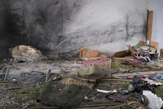 انفجار في مسجد بحمص السورية