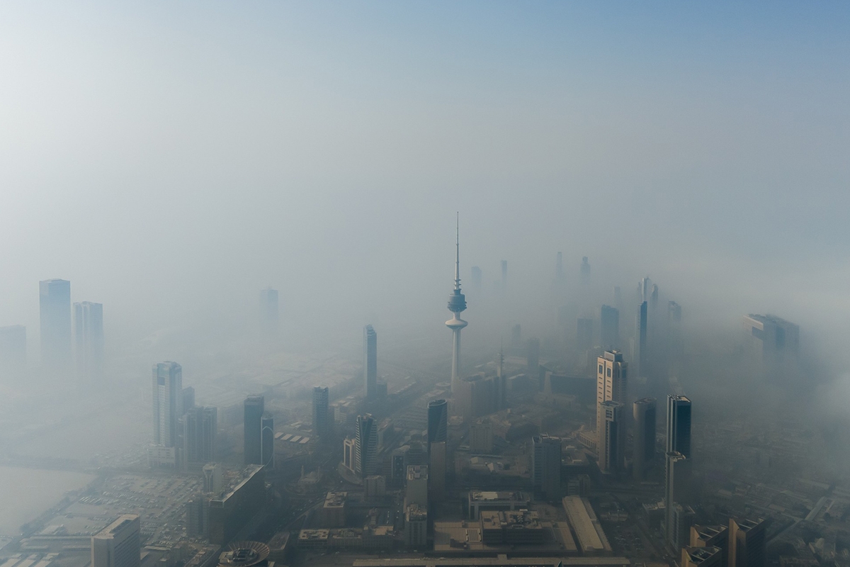 «الأرصاد» تحذر: ضباب يقلل الرؤية مساء اليوم وصباح الأحد 