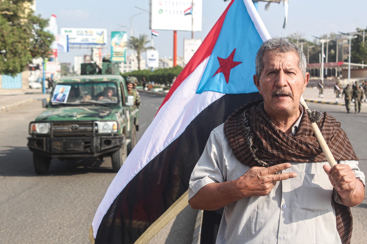 اليمن: المجلس الجنوبي يستعد لإعلان دولته وينفي تلقيه مهلة من «التحالف» للانسحاب 