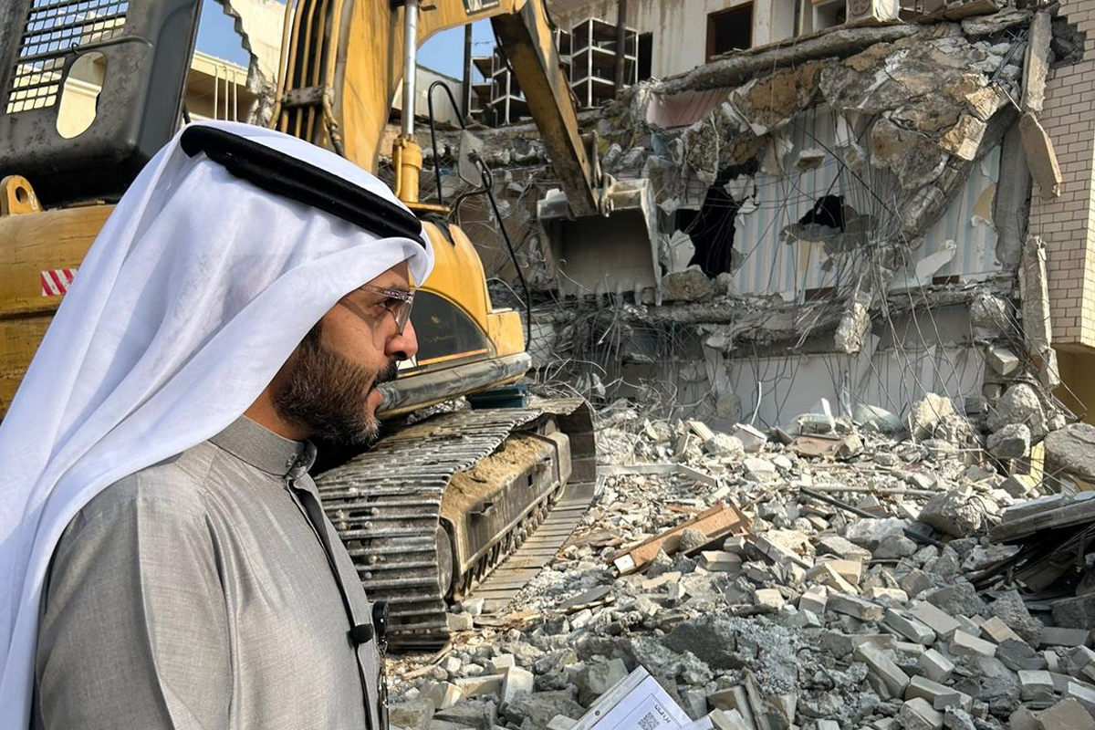 حملة ميدانية للبلدية للوقوف على مدى الالتزام باشتراطات أعمال الهدم 