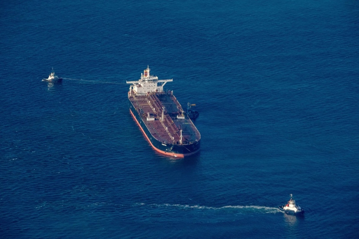 ترامب يلاحق الصين وروسيا في فنزويلا... ويدرس 3 خيارات لضمّ غرينلاند 