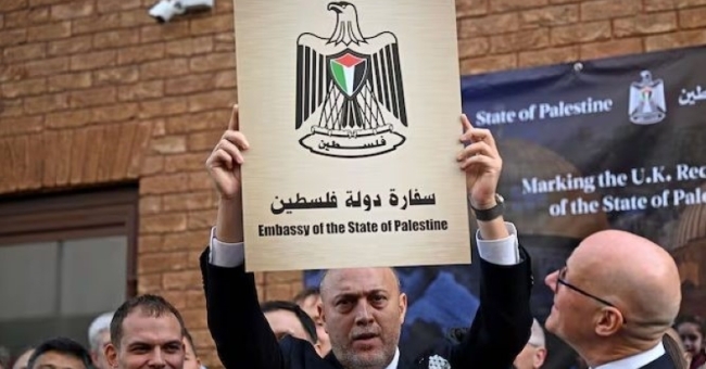 بريطانيا تعلن رسمياً افتتاح سفارة فلسطين بلندن بعد 4 أشهر من الاعتراف بها