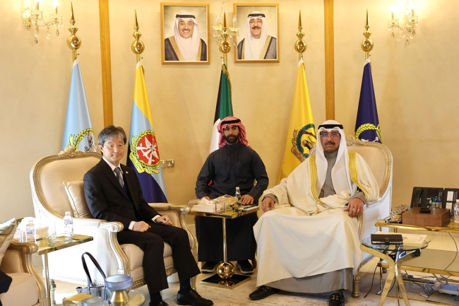 وزير الدفاع يستقبل سفيري اليابان وبنغلاديش