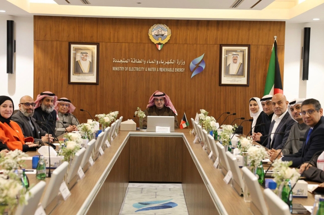 المخيزيم يدعو لتسريع العمل في مشروع محطة الزور الشمالية «2 و3» 