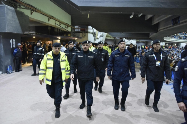 وكيل وزارة الداخلية يطلع ميدانياً على الإجراءات الأمنية أثناء بطولة كأس السوبر الفرنسي