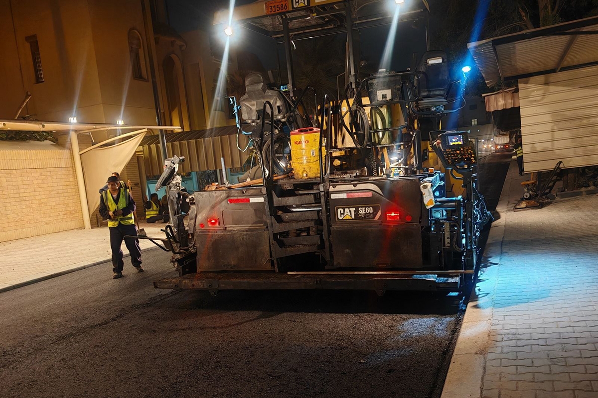 «الأشغال»: صيانة جذرية لـ 8 طرق سريعة و36 منطقة سكنية 