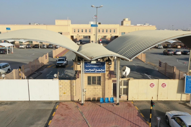 إصابة عدد من منتسبي قوة الشرطة وعمال نظافة إثر حريق بـ«الإصلاحية»