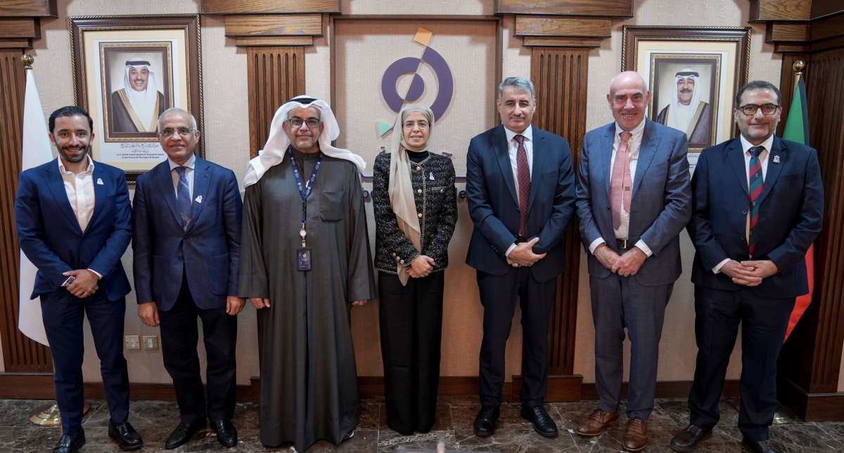 جامعة عبدالله السالم تستقبل وفدًا من الكلية الملكية للجراحين بجامعة البحرين الطبية 