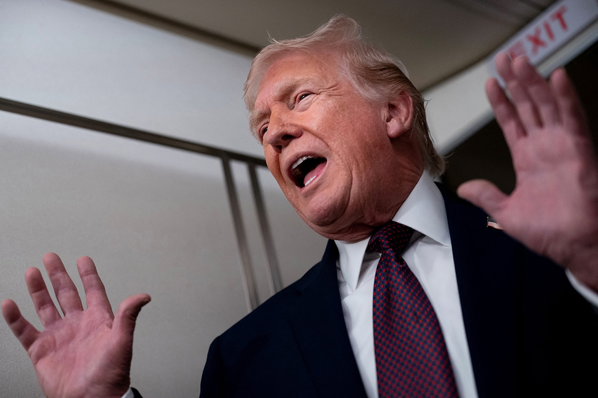 ترامب: إيران اتصلت وتريد التفاوض.. وسنتخذ قراراً 