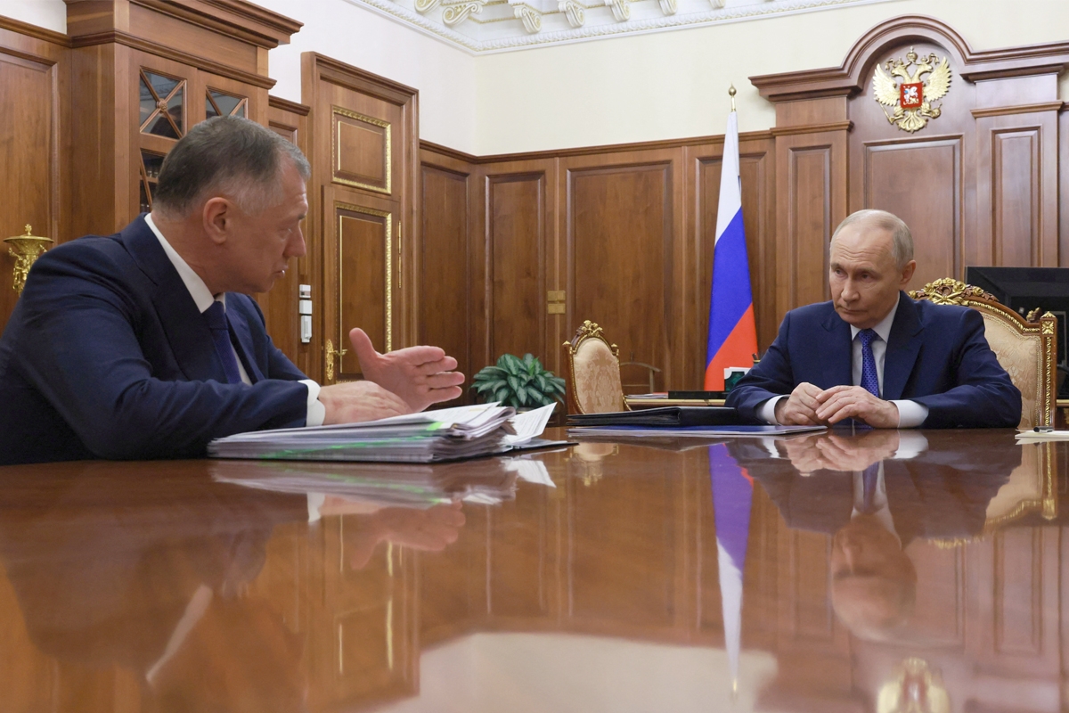 ويتكوف وكوشنر يعرضان على بوتين أحدث مسودة للسلام بأوكرانيا قريباً 