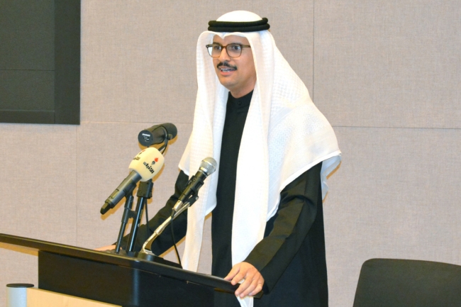 الوزان: التقدير يدفعني للاستمرار في البحث عن تاريخ الكويت. في حفل تكريمه بمركز البحوث والدراسات الكويتية لعطائه وإسهاماته البارزة 