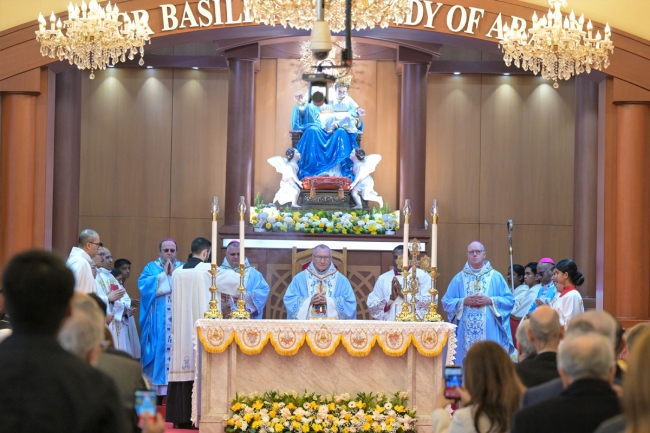 معرفي: الزيارة الفاتيكانية محطة بارزة في مسار العلاقات. «كنيسة الأحمدي» تترقّى إلى «بازيليكا صغرى» بحضور المحافظ ودبلوماسيين 