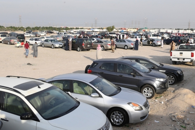 طرح 205 مركبات للبيع في مزادات علنية اعتباراً من الغد