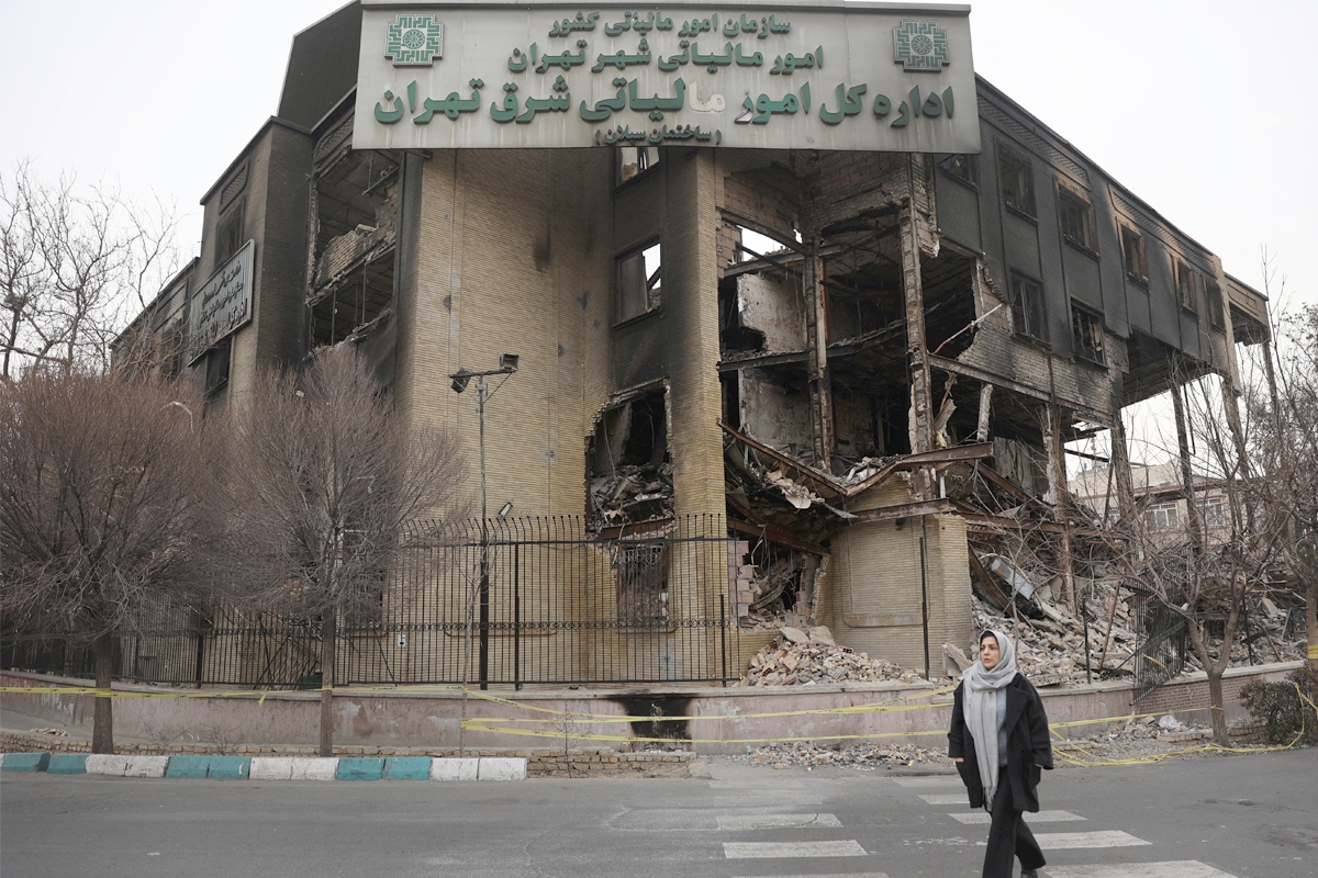 طهران تمنح «المشاغبين» مهلة أخيرة وترامب يتوقع زيارة «إيران الحرّة» 