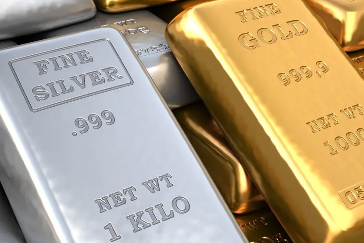 الإقبال على أصول الملاذ الآمن يرفع الذهب والفضة لمستويات غير مسبوقة 