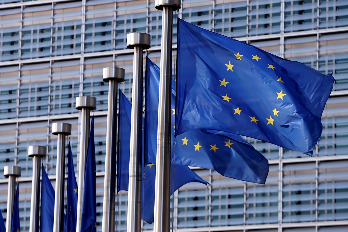 قمة طارئة للاتحاد الأوروبي لمراجعة العلاقات مع واشنطن 