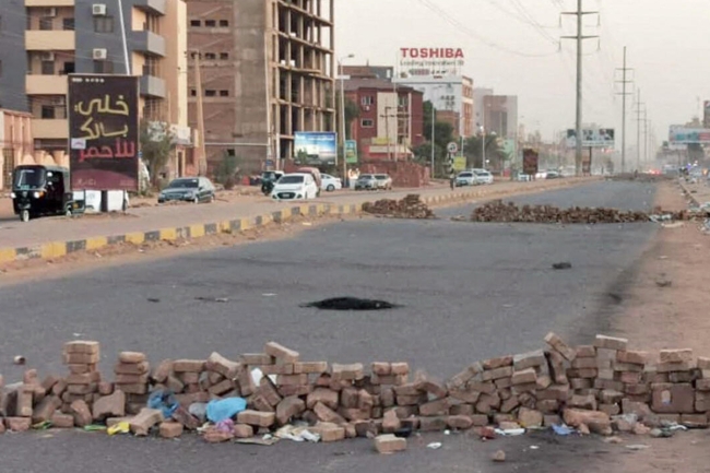 أم درمان تتعافى و«حرية الخرطوم» أسير 