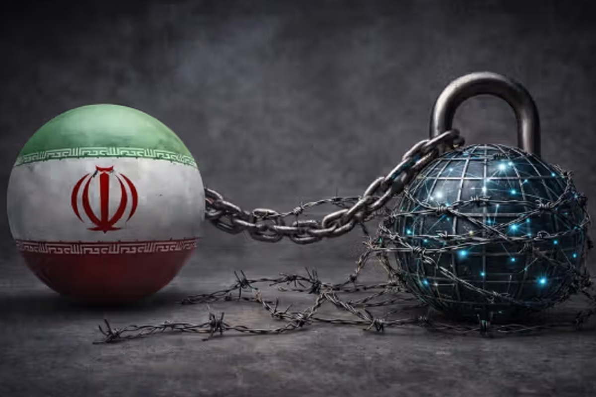 إيران تتيح إنترنت محدوداً للتجار: 20 دقيقة بحضور مراقب أمني 