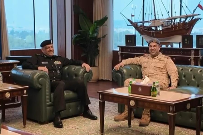 وكيل «الداخلية» ونائب رئيس الأركان يبحثان سبل تعزيز التكامل وتبادل الخبرات