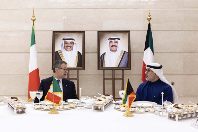 نائب وزير الخارجية يبحث مع سفراء عدد من الدول العلاقات الثنائية وسبل تعزيزها