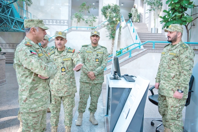 وكيل الحرس الوطني: توفير التوعية 
الكاملة بالحقوق التأمينية للمنتسبين