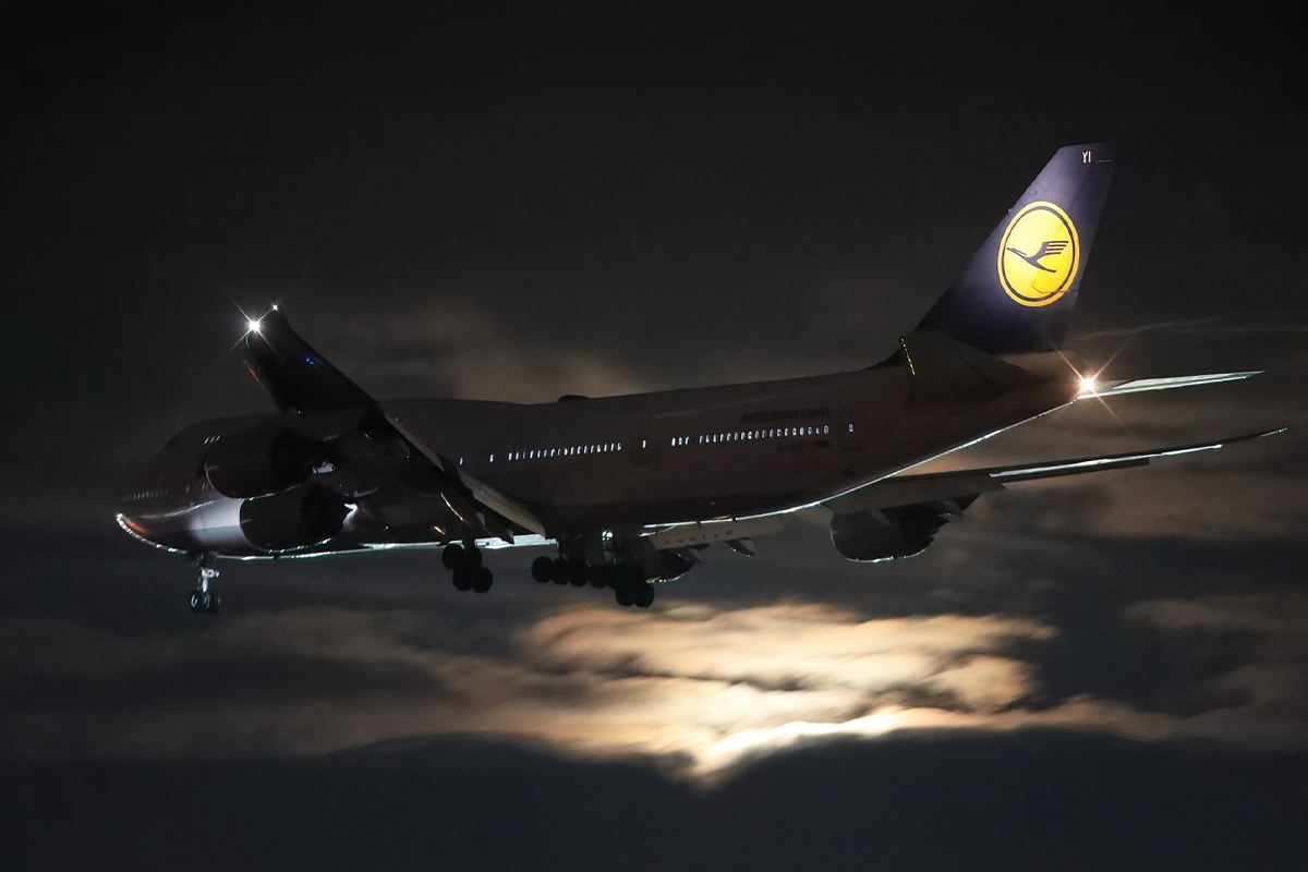 «لوفتهانزا» تمدد إلغاء رحلاتها الليلية إلى تل أبيب حتى 3 فبراير 