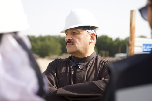 وزير الصحة يتفقد مركزي الوفرة والخيران الصحيين