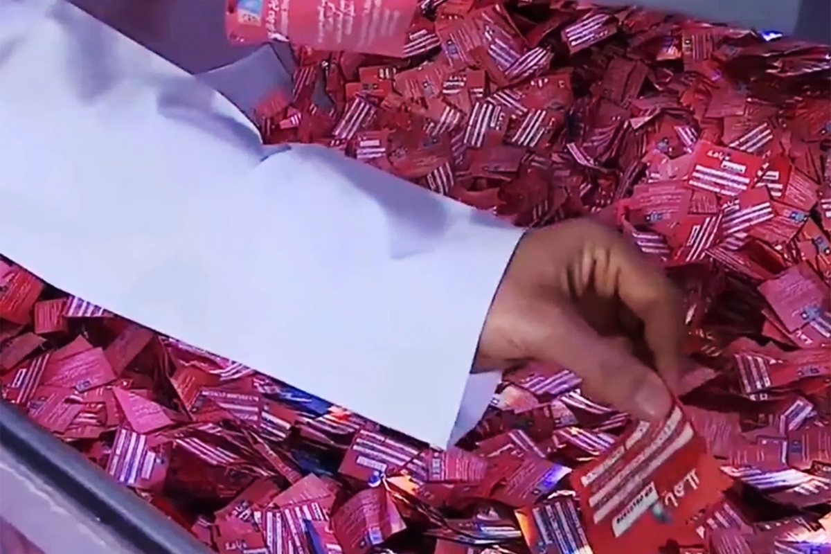 «الجنايات» تقضي بحبس المتهمين في قضية السحوبات التجارية بين 4 و 10 سنوات 