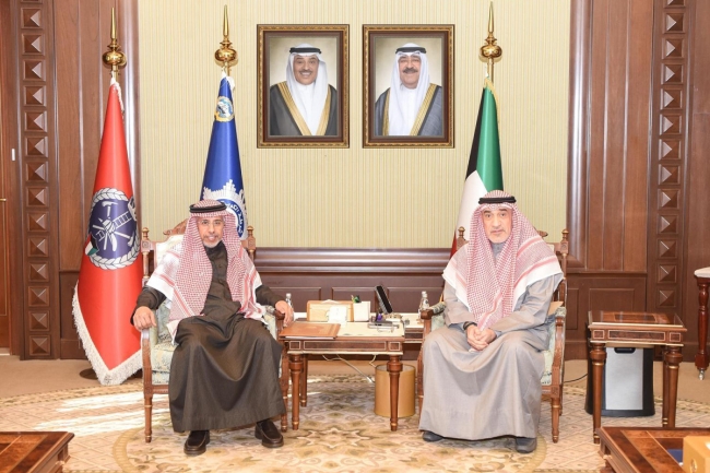 اليوسف: توحيد الرؤى وتعزيز العمل الأمني العربي المشترك. استقبل الأمين العام لمجلس وزراء الداخلية العرب. كومان: دور ريادي للكويت في دعم العمل الأمني العربي 