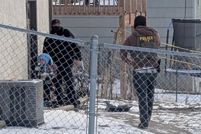 مهاجرو مينيابوليس يخشون فصلهم عن أولادهم 