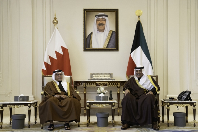 سمو ولي العهد يستقبل ولي عهد البحرين بمناسبة زيارته الرسمية للبلاد