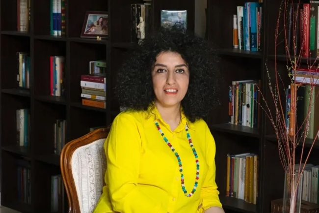 الحكم على نرجس محمدي الحائزة جائزة نوبل بالسجن 6 أعوام في إيران