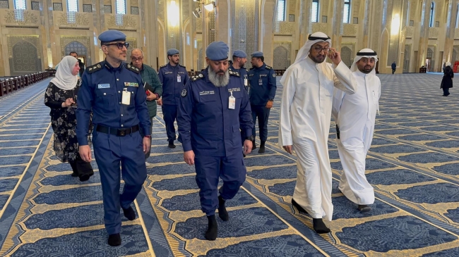 قوة الإطفاء تتفقد أنظمة السلامة في المسجد الكبير