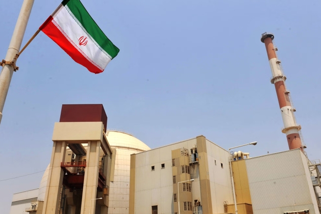 إيران تشترط رفع جميع العقوبات لتخفيف تخصيب اليورانيوم