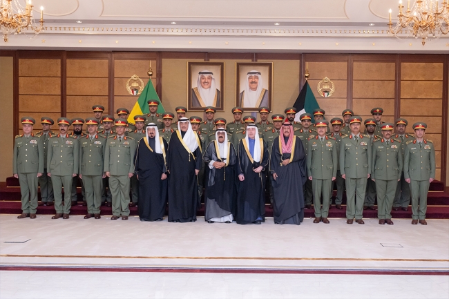 صاحب السمو يزور الرئاسة العامة للحرس الوطني