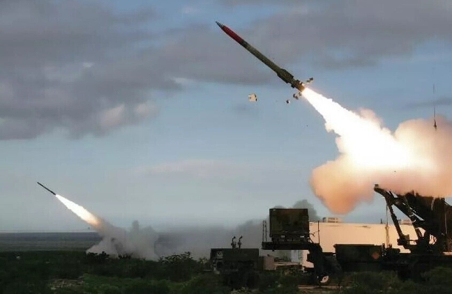 تركيا تعلن اعتراض دفاعات الناتو لصاروخ باليستي انطلق من إيران