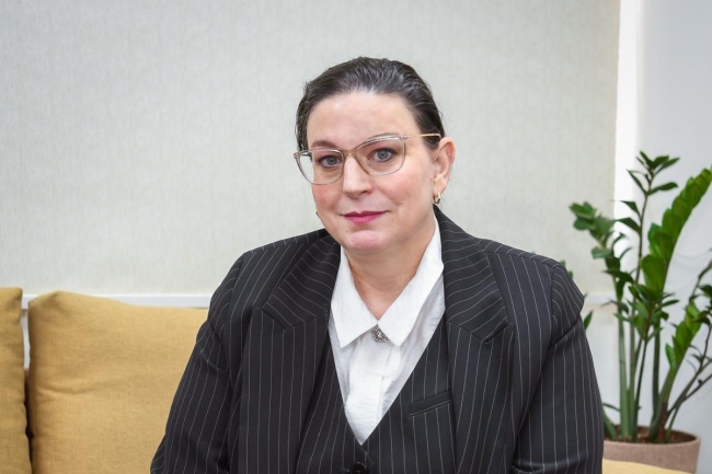 سفيرة كندا تُشيد بدور الجهات الكويتية في حفظ الأمن والاستقرار