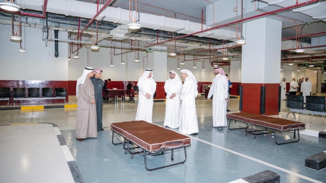 وزير المالية يتفقّد ملاجئ الطوارئ في مجمع الوزارات