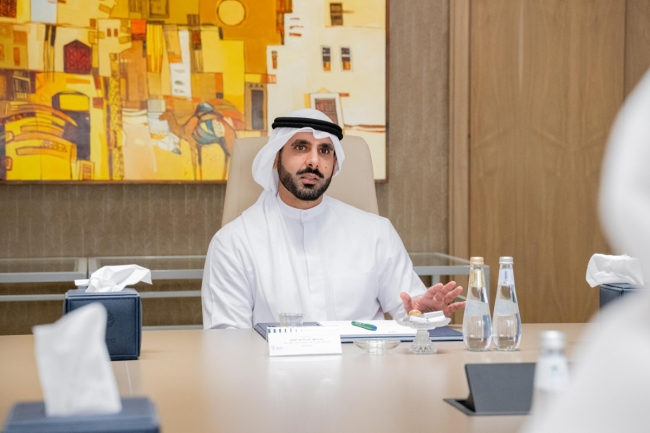 مبارك الصباح يُشيد بأداء الإعلام الكويتي الرسمي خلال الأزمة الراهنة