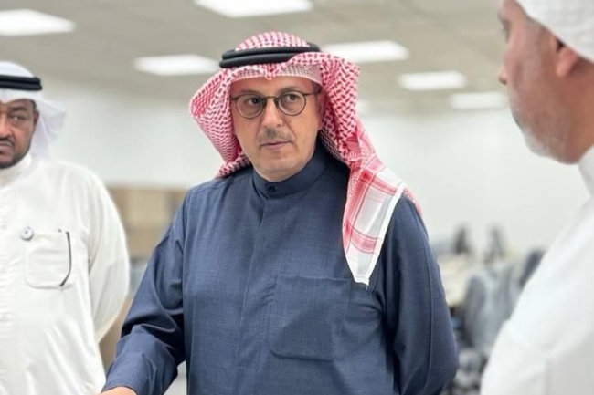 المخيزيم يتفقد مراكز الإيواء في وزارة الكهرباء والماء للتأكد من جاهزيتها