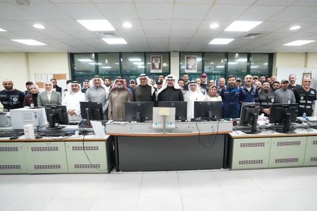 سمو رئيس مجلس الوزراء يقوم بزيارة تفقدية إلى مركز التحكم الوطني للمياه