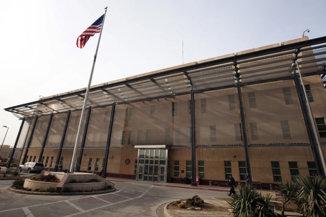 السفارة الأميركية في العراق تنصح رعاياها بالمغادرة في أقرب وقت ممكن