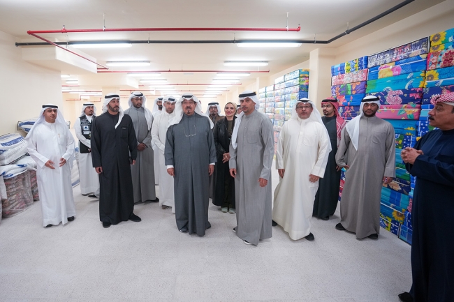 العبدالله ومنصور بن زايد: وقف تصعيد طهران الخطير وتسخير كل الطاقات لدعم أمن المنطقة واستقرارها