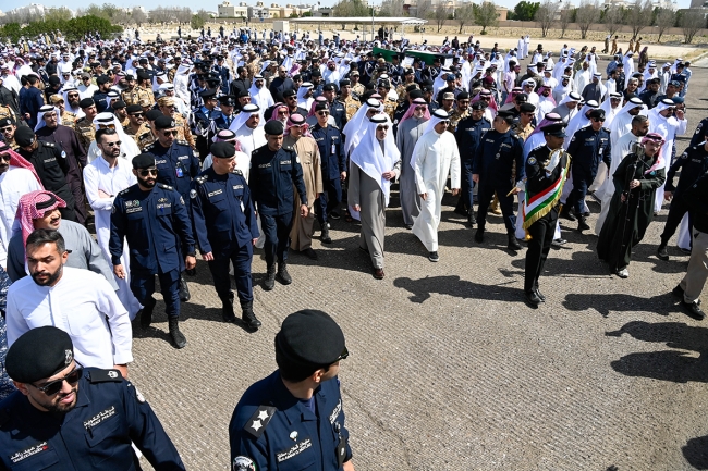 الكويت تشيع شهيدي الواجب المقدم ركن عبدالله الشراح والرائد فهد المجمد