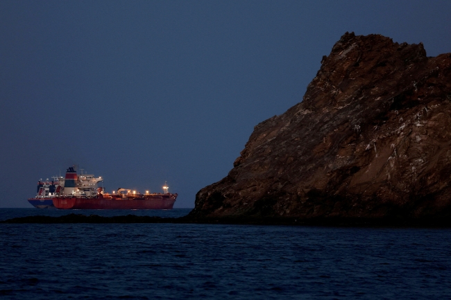 فرنسا وألمانيا وإيطاليا واليابان وهولندا وبريطانيا مستعدة للمشاركة بتأمين المرور في هرمز