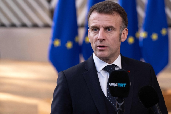 ماكرون يدعو جميع أطراف الصراع إلى وقف مؤقت للهجمات التي تستهدف منشآت الطاقة