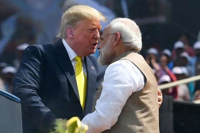 السفير الأميركي لدى الهند: مودي وترامب يناقشان أهمية إبقاء مضيق هرمز مفتوحاً