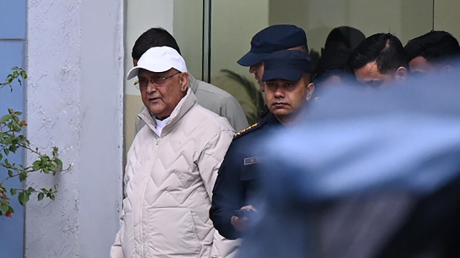 القبض على رئيس وزراء نيبال السابق بسبب قتلى احتجاجات الجيل زد